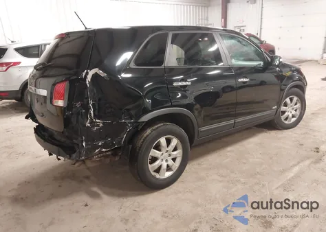 2011 Kia Sorento Lx z USA, uszkodzony, nr VIN 5XYKTCA16BG065442